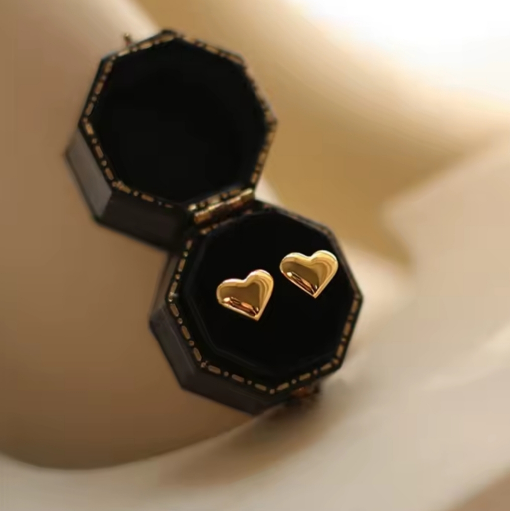 18 Kt Gold Over Titanium Heart Earrings